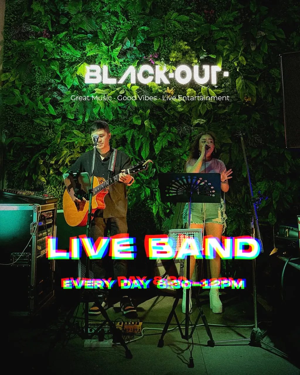 Живая группа каждый вечер в Black Out