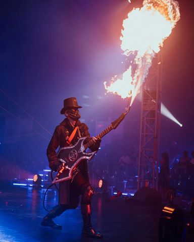 Дневное и вечернее цирковые шоу Phuket Circus: The Adrenaline Rush