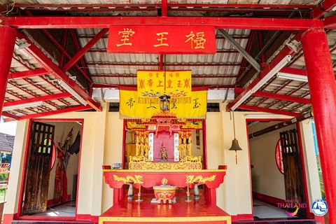 Bridge-Crossing Ritual at Hok Ong Tong Shrine