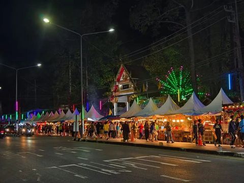 Tenth Lunar Month Merit-Making Festival at Wat Kathu
