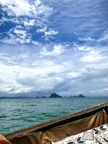 เกาะนาคายาย (หาดปนาย) คาตามารัน