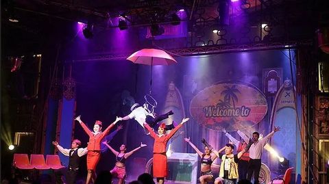Вечер в Junkyard Theatre