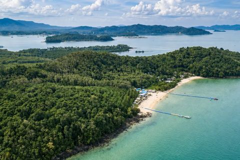 เกาะนาคายาย (หาดปนาย) คาตามารัน