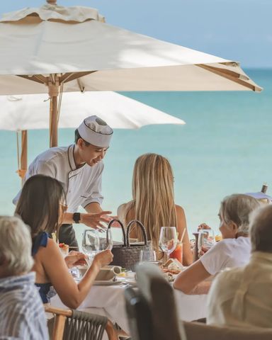 Sunday Brunch at Catch Beach Club