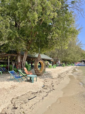 เกาะนาคายาย (หาดปนาย) คาตามารัน