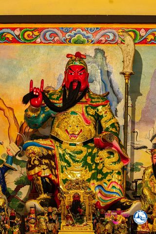 Уличная процессия святилища Jong Nghi Geng